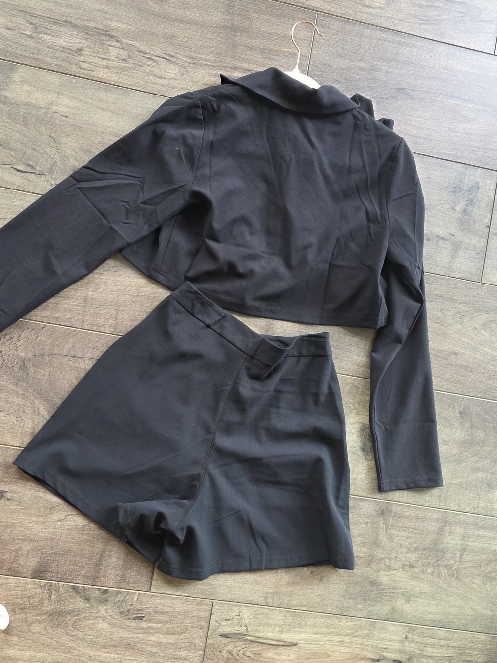 Hip Hop Dance Costume - Cropped Black Jacket & Shorts (XSA) - Picture 2 of 4